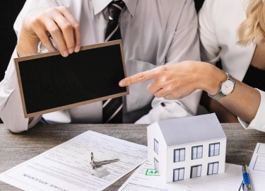 Статья предоставляет полезные советы о том, как сохранить имущество при банкротстве физических лиц. Рассматриваются способы защиты активов, такие к...