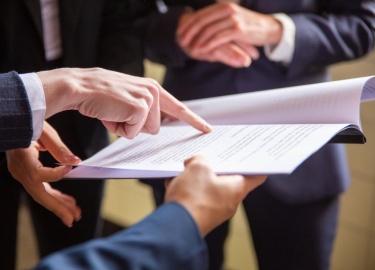 Статья рассматривает ключевые особенности банкротства юридических лиц в Санкт-Петербурге, включая региональные нюансы судебной практики, требования...